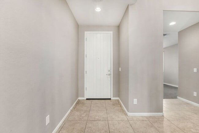 Photo - Beautiful Gilbert home located in the desirable Windhaven community!