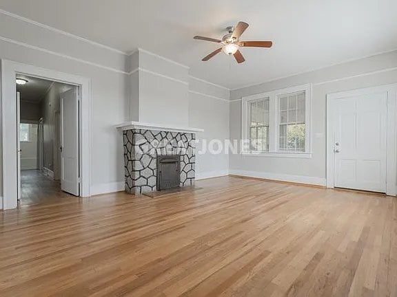 Photo - 205 N Zion St