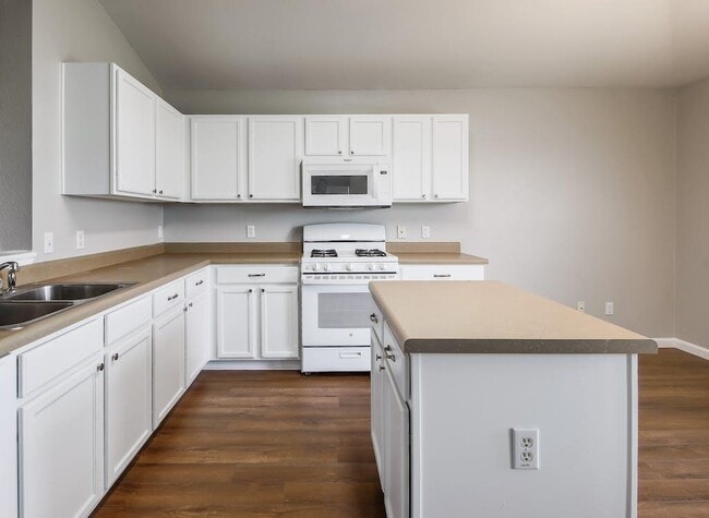 Photo - 17901 Violet Ln