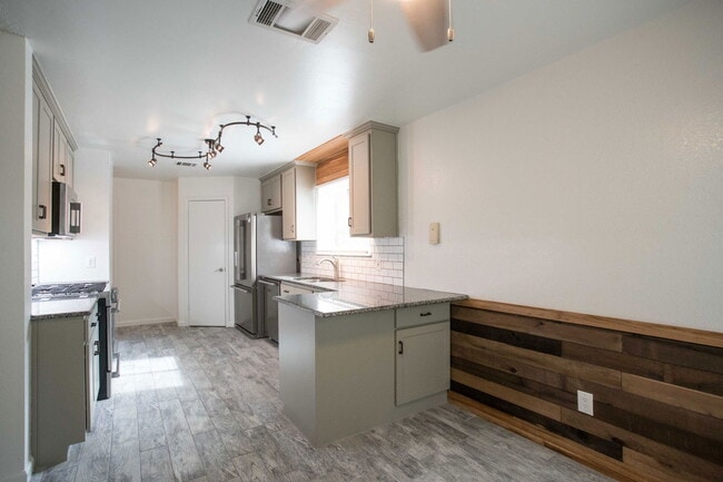 Photo - 1402 Green Terrace Dr