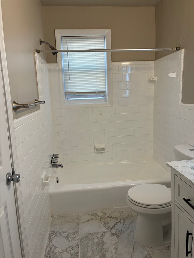 Photo - 4919 A St SE Unidad 202