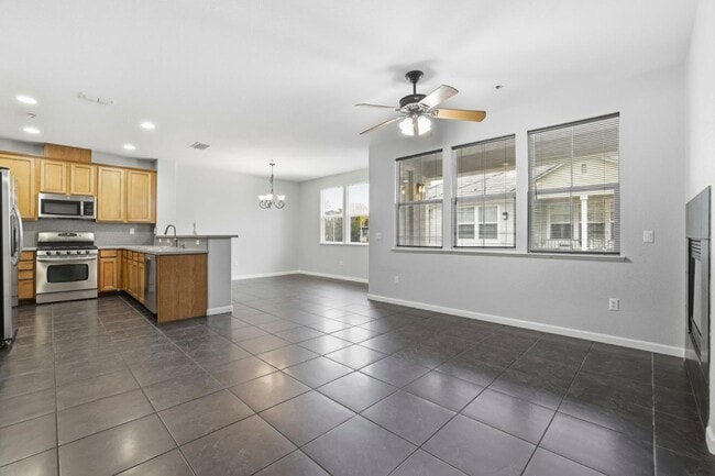 Photo - 4000 Innovator Dr