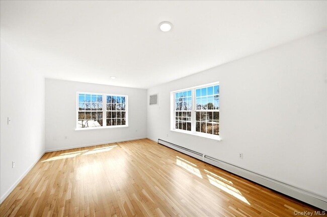 Photo - 82 Morningside Ave Unit 2