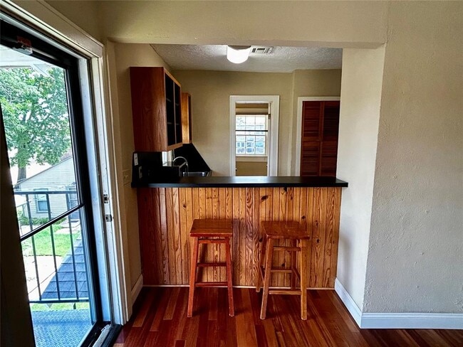 Photo - 731 S Jenkins Ave