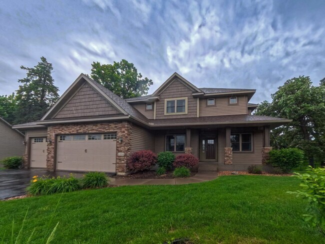 Photo - 11956 Castle Rock Ct N