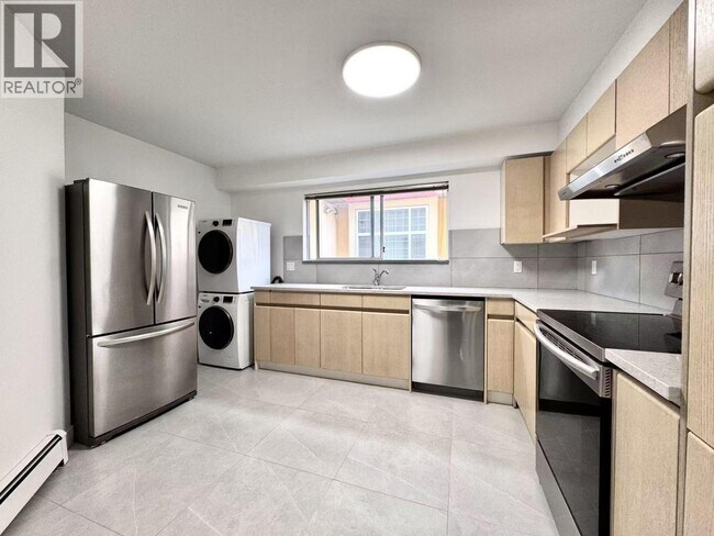 Photo - 1921 Harrison Dr