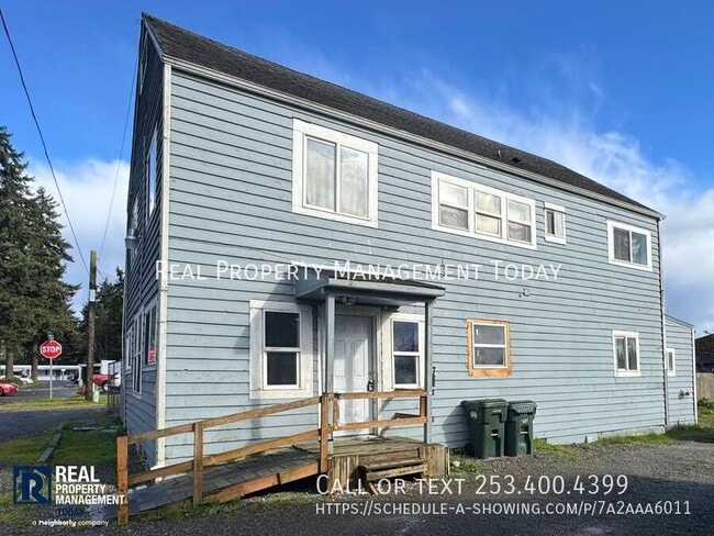 Photo - 206 128th St S