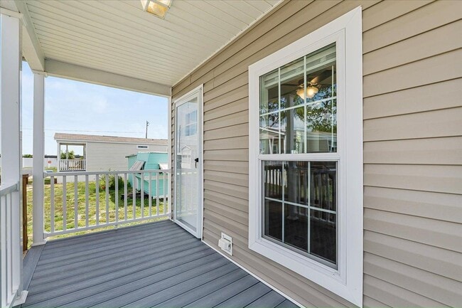 Photo - 38 Betty Dr