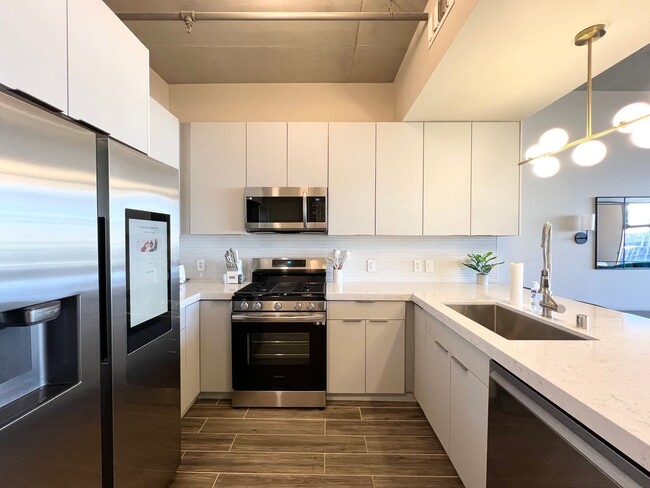 Photo - 353 E Bonneville Ave Unit 619