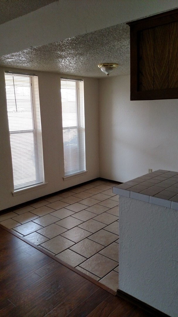 Photo - 1012-1014 N 5th Unit 1014 N 5th