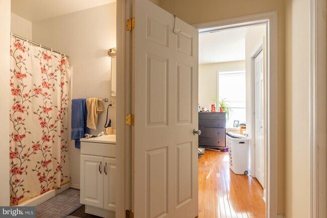 Photo - 2136 S 15th St Unit 3F