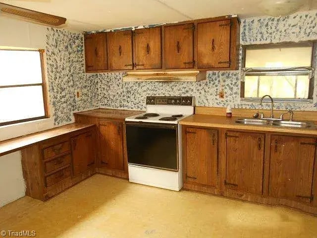 Photo - 1110 Birdsong Rd