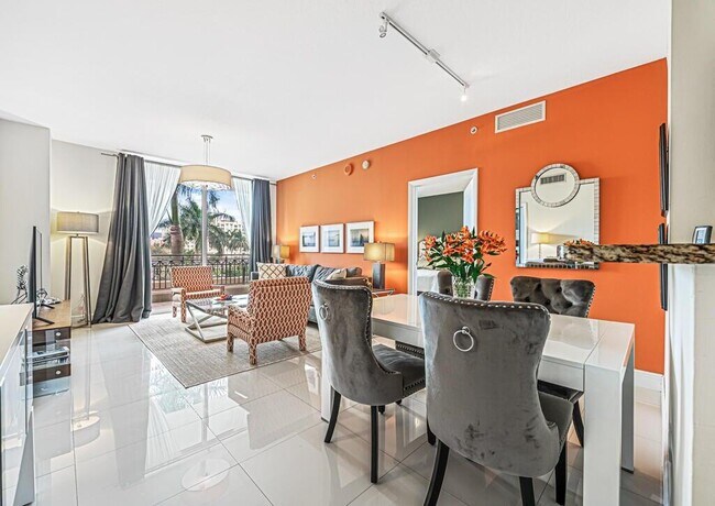 Photo - 550 Okeechobee Blvd Unit 306