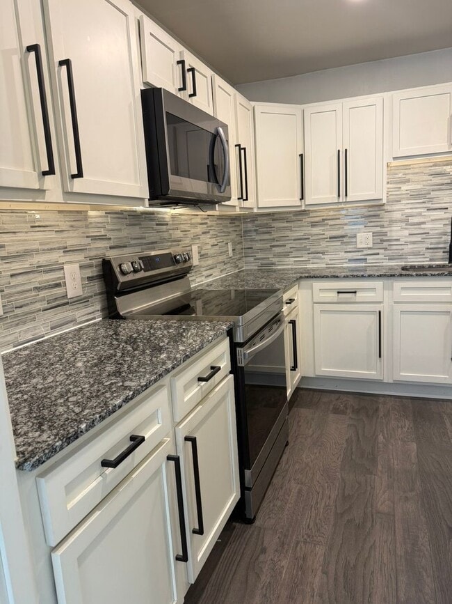 Photo - 4200 NW 15th St