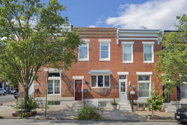 Building Photo - 3802 Hudson St Rental