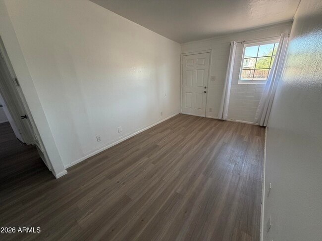 Photo - 2150 W Missouri Ave Unit 104