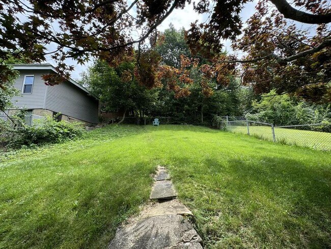 Photo - 1605 S Irving Ave