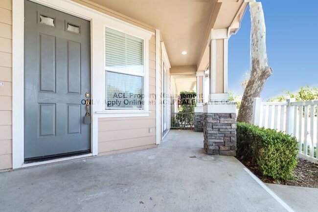 Photo - Spacious 3-Bed, 2.5-Bath Home in Prime Bre...