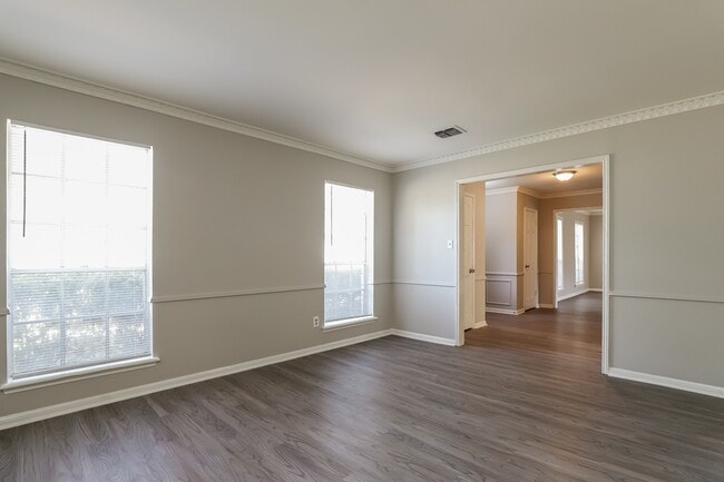 Photo - 1707 Corral Dr