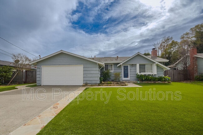 Photo - 521 Rowland Blvd