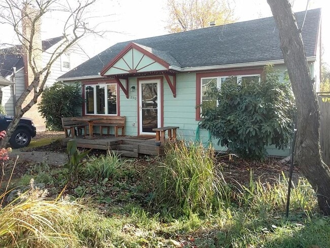 Building Photo - zoeb01 Unit A