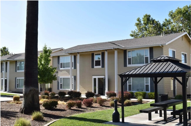 Mutual Housing on the Greenway