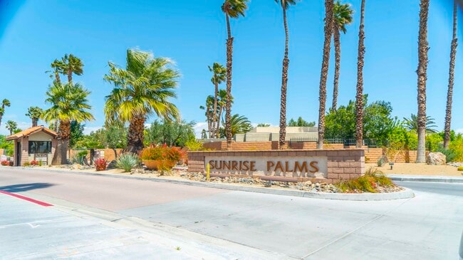 Photo - 1480 Sunflower Cir N Unidad 0 Rental