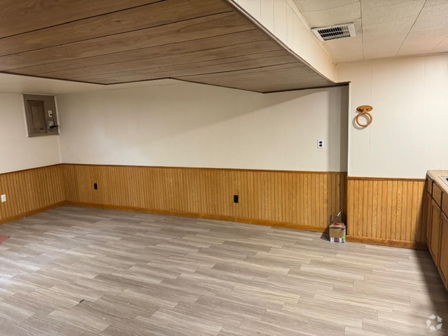 Building Photo - 335 E Campbell Ave Rental