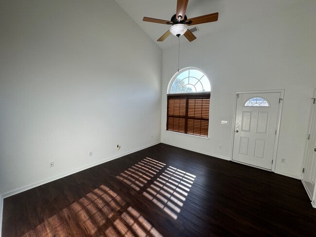 Photo - 12069 Stratfield Pl Cir