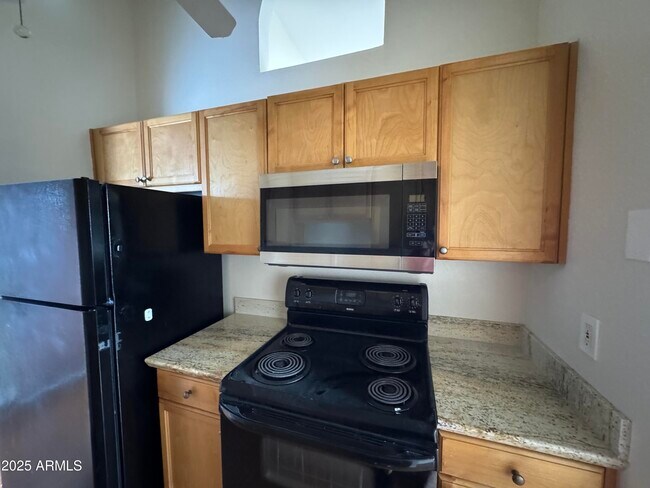Photo - 7550 N 12th St Unidad 239