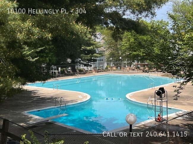 Photo - 10100 Hellingly Pl