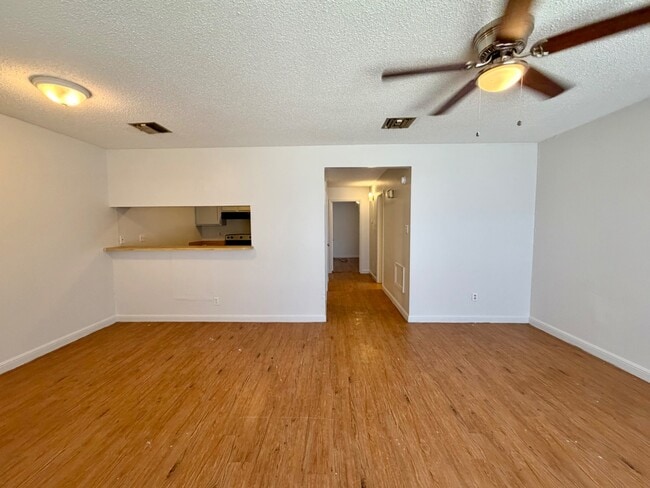 506 Marigny Cir