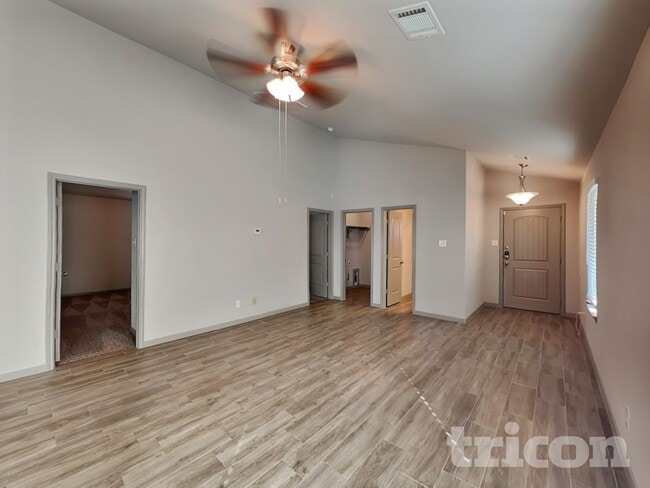 Photo - 9845 Gln Brk Ln