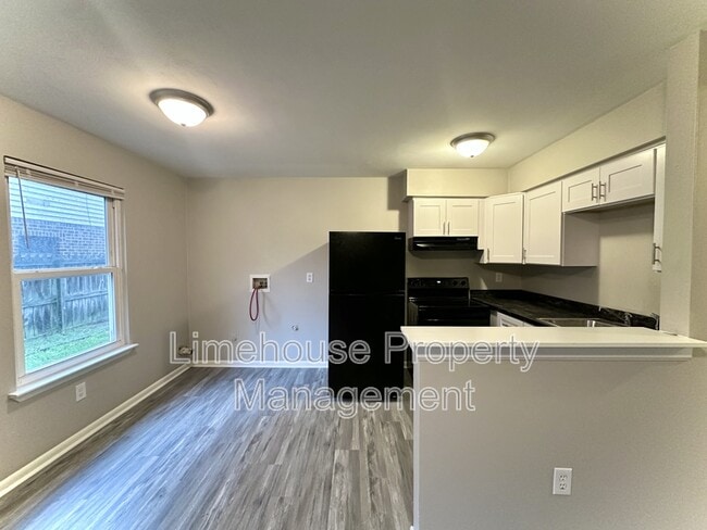 Photo - 9117 Chesapeake Blvd