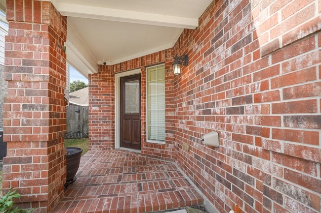 Photo - 21558 Duke Alexander Dr