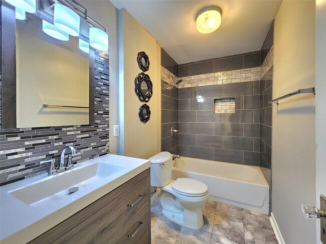 Photo - 6306 Stillman St