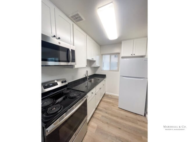 Photo - GERSTLE PK! QUIET 2BR/1BA, SMALL BLDG,MANY NEW FEATURES!WALK TO TOWN!