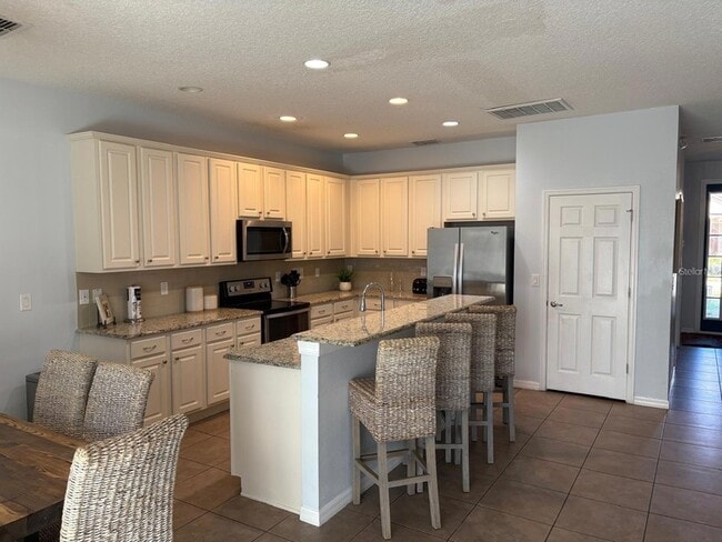 Photo - 4445 Shiva Loop