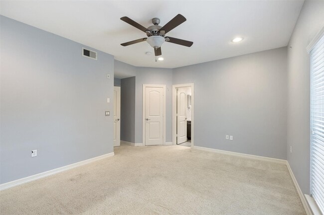 Photo - 3501 Chenevert St Unit 17