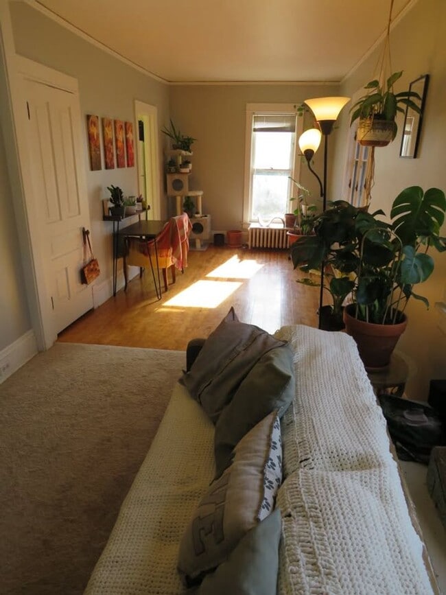 Photo - 1421 State St Unit 3