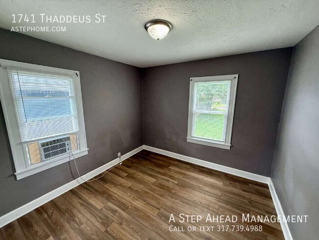 Photo - 1741 Thaddeus St