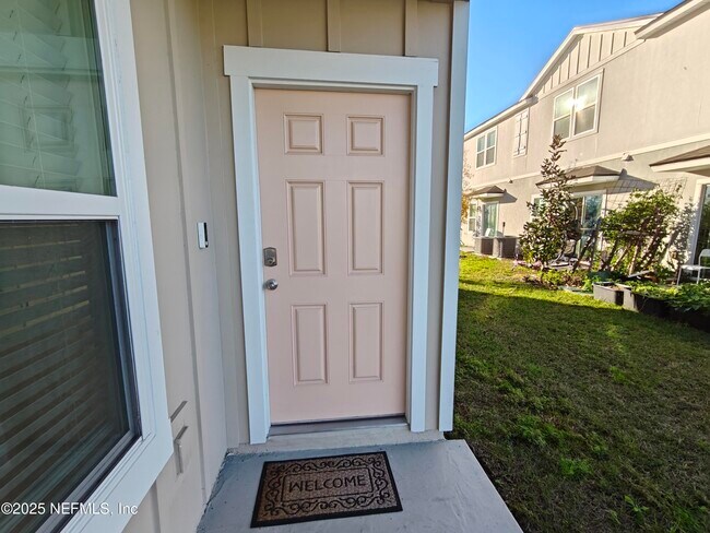 Photo - 114 Summer Moon Dr