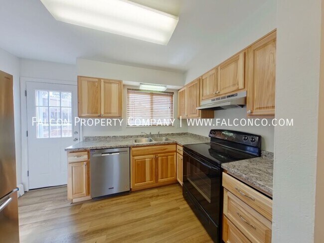 Photo - 4725 Picturesque Dr Unit A