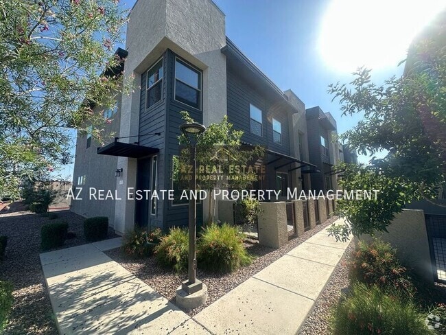 Building Photo - 7531 E Billings St Rental