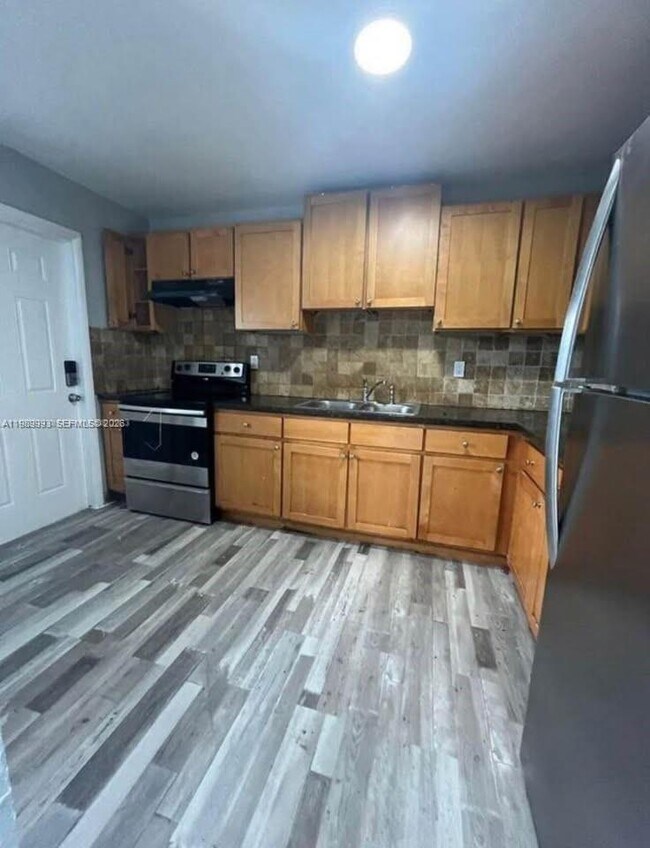 Photo - 1532 SW 5th Pl Unit A