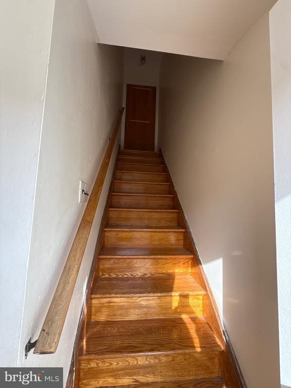 Photo - 366 Ripka St