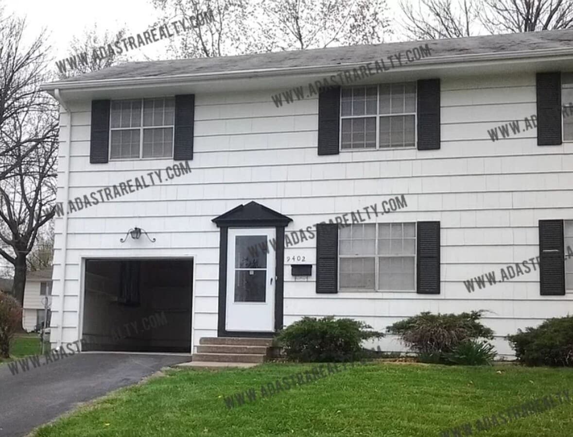 Affordable 3 Bedroom/1.5 Bath Duplex in Ov... - Affordable 3 Bedroom/1.5 Bath Duplex in Ov... House