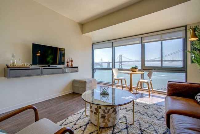 Photo - Towers at Rincon