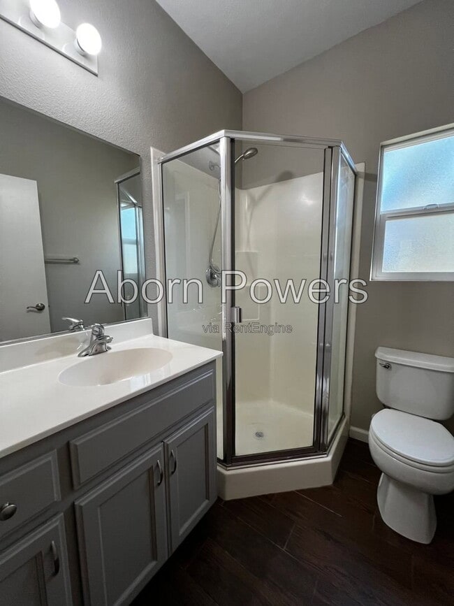 626 Pearl Pl