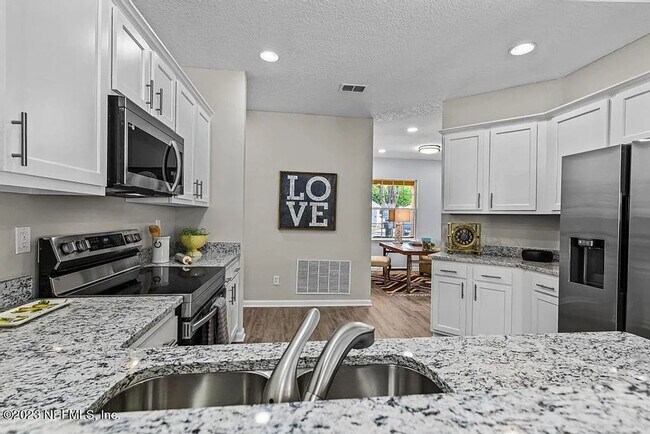 Photo - 2909 Piedmont Manor Dr